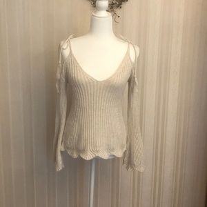 Romeo+Juliet Couture cold shoulder